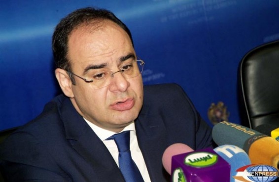 Կարեն Կարապետյանն աշխատանքից ազատել է առողջապահության փոխնախարարին