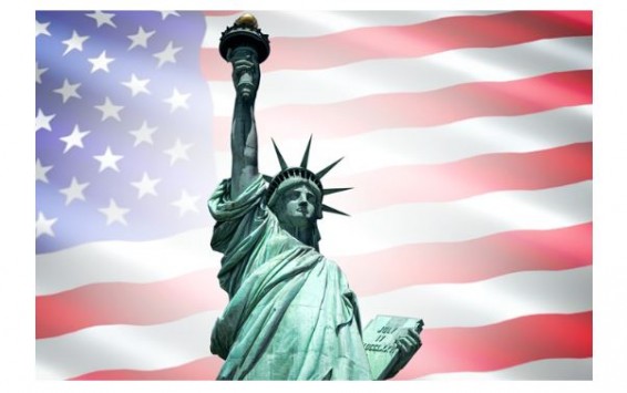 Въезд в США подорожает: иностранцам придется платить новый сбор в $250
