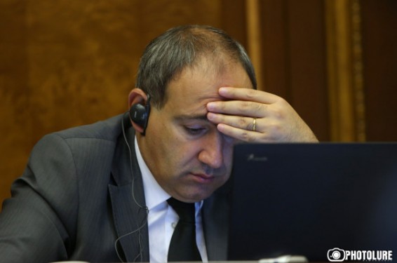 Ծառայողական մեքենաների վրա ավելի շատ փող ենք ծախսում, քան սահմանապահ գյուղերի. Նիկոլ Փաշինյան