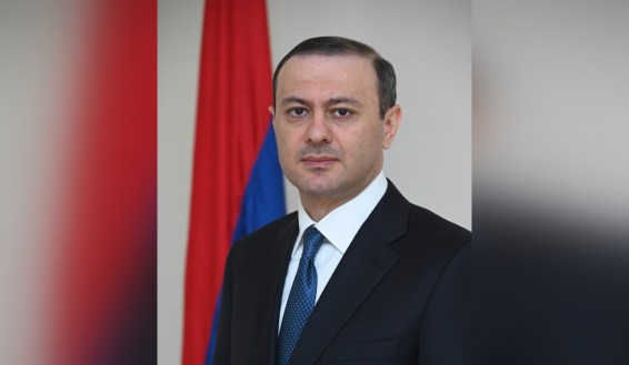 Արմեն Գրիգորյանն աշխատանքային այցով կմեկնի Փարիզ