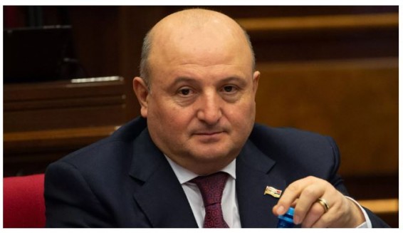 Потасовка с участием сторонников сына мэра Гюмри в следственном отделе: заведено дело