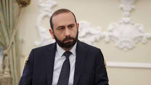 Հայաստանը պարտավորություններ ունի «անխոչընդոտի» վերաբերյալ ու ոչ միայն Ադրբեջանի հանդեպ. Արարատ Միրզոյան (Տեսանյութ)