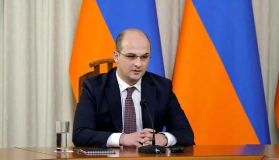 Глава СНБ Армении попросил Баку вернуть 10 пленных, лидеров Карабаха в списке нет - СМИ