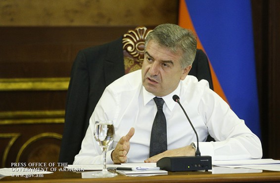 Կարեն Կարապետյանը տեղական արտադրողի կողքին