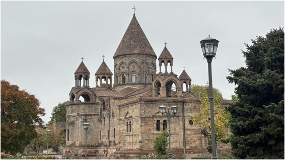 Հովհաննավանքը բռնազավթած խոչընդոտող խմբերի կողմից սպառնալիքներ ու բռնության կոչեր են հնչում ծառայության նշանակված հոգևորականների նկատմամբ. Մայր Աթոռ