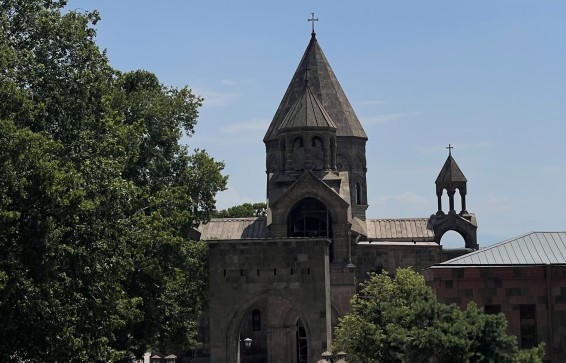 Մայր Աթոռ Սուրբ Էջմիածնում ժողով է գումարվել