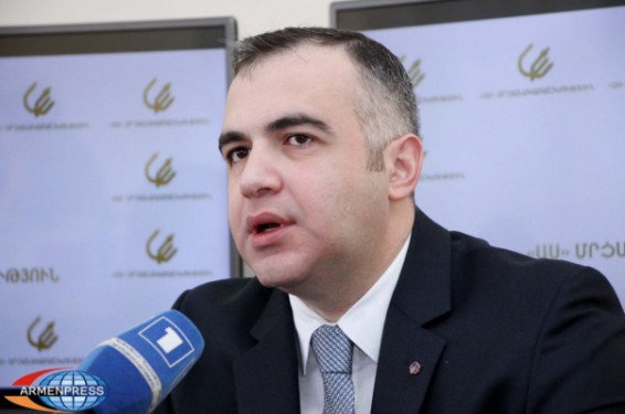 Ես նման քննարկումների չեմ մասնակցել. Լևոն Մարտիրոսյանը «1000 դրամների» նախագծից պարտադիր բաղադրիչը հանելու մասին