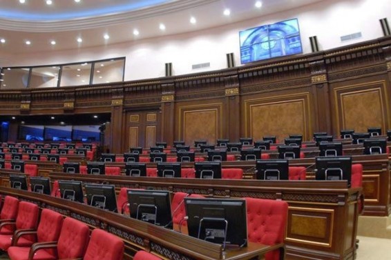 ՔՊ խմբակցությունում Վլադիմիր Վարդանյանի փոխարեն կլինի Լուսինե Աքմաքչյանը