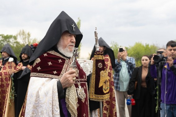 Сегодня, когда Арцах оккупирован, мы обязаны добиваться защиты прав арцахских армян — Католикос всех армян