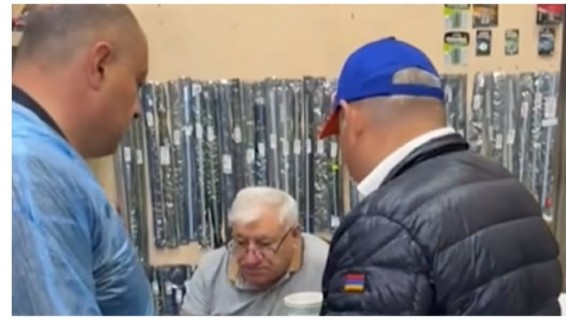 «Ձեզ տեսա, տրամադրությունս ընկավ». քաղաքացին՝ Փաշինյանին
