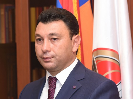 Նիկոլը հիմա էլ ԵԱՀԿ ՄԽ համանախագահների վրա գցեց իր մեղքը. Էդուարդ Շարմազանով