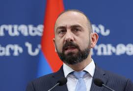 «300 հազար ադրբեջանցիների՝ Հայաստանում բնակեցման մասին թեզը հիվանդ երևակայության արդյունք է». Արարատ Միրզոյան