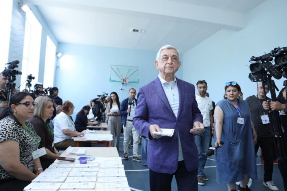 Քվեարկել եմ այն Հայաստանի օգտին, որն ի վիճակի է պահելու իր սահմանների անձեռնմխելիությունը. Սերժ Սարգսյան