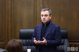 Մանդատները վերցնելու կամ չվերցնելու որոշումը պետք է բոլոր ընդդիմադիր ուժերով կայացնենք. Սաղաթելյան