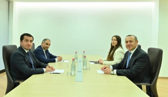 Հիքմեթ Հաջիևը Հայաստան է ժամանել ցամաքային սահմանի սահմանազատված հատվածով
