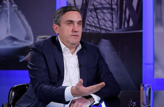 Չտրվեք քաղաքական գայթակղություններին, ձեր որոշումներից է կախված Հայաստանի իրավակարգի և ժողովրդավարության հետագա ճակատագիրը. Ղազինյանը դիմել է ՍԴ անդամներին