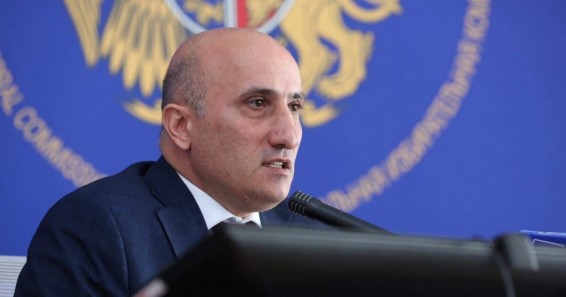 «Вопрос прояснился, у меня вовсе не было намерения оскорбить господина Вардеваняна»: Овакимян