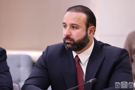 «Այնպես արեք, որ զորքն ամեն օր լողանա». ծնողները դիմել են Հայկ Սարգսյանին՝ այս շոգին զինվորը շաբաթը մեկ է լողանում