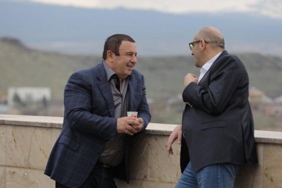 Սպառնալիքներով չեն կոտրի հաղթողների կամքը. Ռոստոմյան