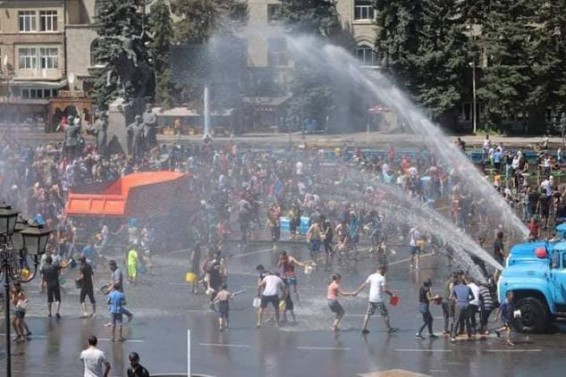 Վարդավառի տոնակատարության պատճառով Հանրապետության հրապարակն ու հարակից փողոցները մեկ օրով կփակվեն