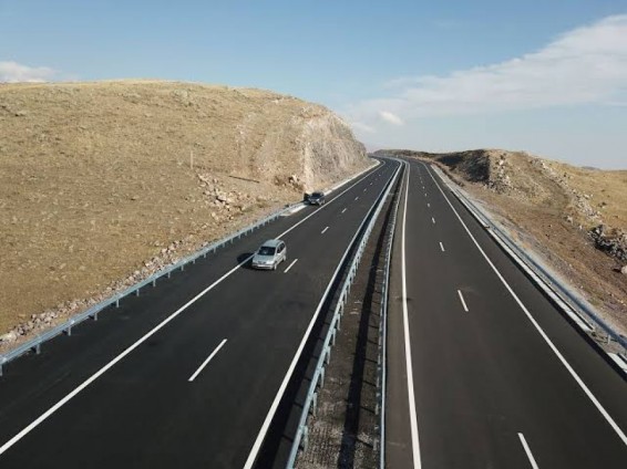 Ավտոճանապարհներն անցանելի են