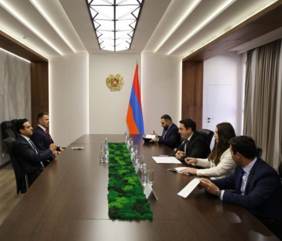 ԱԽ քարտուղարն ԱՄՆ կոնգրեսականի հետ քննարկել է TRIPP նախագծին վերաբերող հարցեր