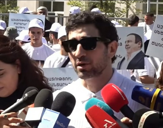 Դու ո՞վ ես, որ որոշես՝ ով ինչպես պետք է ապրի. Լևոն Քոչարյանը՝ Փաշինյանին