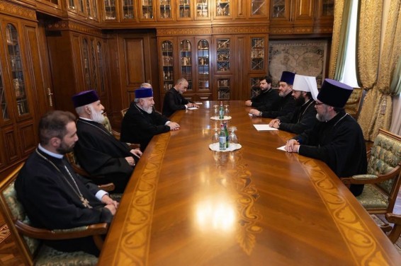 Ամենայն Հայոց Կաթողիկոսն ընդունել է Մոսկվայի Պատրիարքության Արտաքին եկեղեցական կապերի բաժնի նախագահին