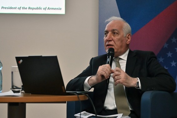 ՀՀ նախագահը 44-օրյա պատերազմի զոհերի թիվը նշել է 4800, աշխատակազմը պարզաբանել է՝ 3755