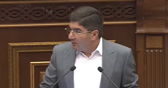 COP-ի ժողովուրդը գիտի՞, որ քաղաքի ծառերը կտրում եք, փայտը հավաքում, վառում, թունավnրnւմ եք ժողովրդին. Մեսրոպ Մանուկյան