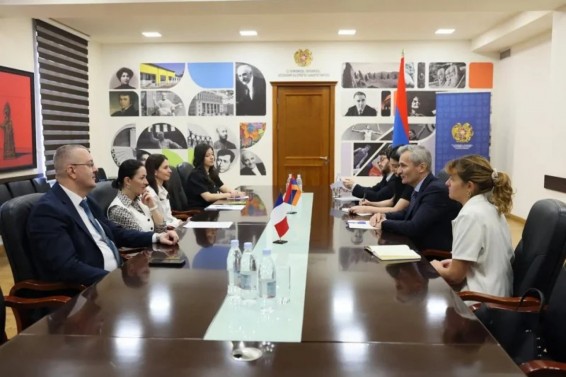 Անդրեասյանն ընդգծել է Ժան Մուլեն Լիոն 3 բուհի կարևոր դերակատարությունը ՀՀ-ի կրթական համակարգում