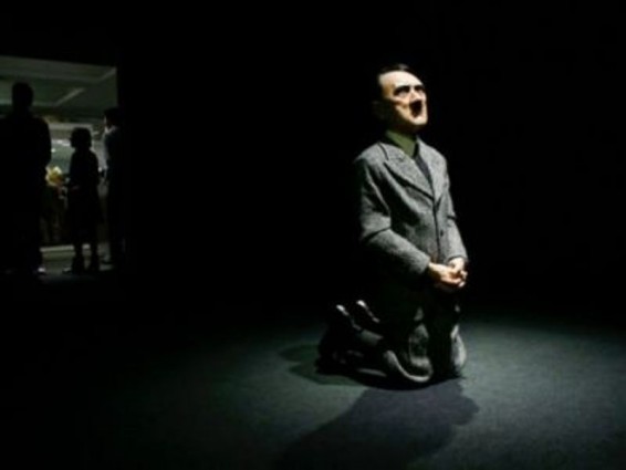 Աճուրդի է հանվել Հիտլերի մոմե արձանը