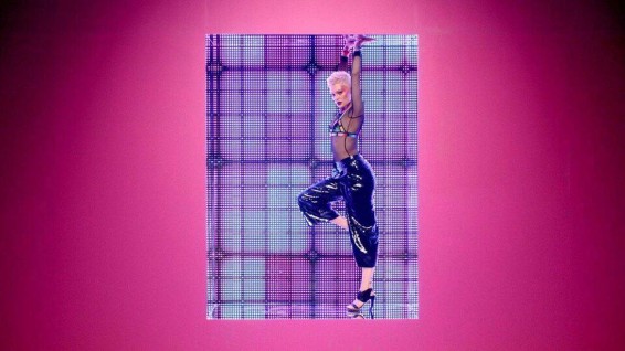 Պրեմիերա. Jessie J - Can't Take My Eyes Off You x MAKE UP FOR EVER