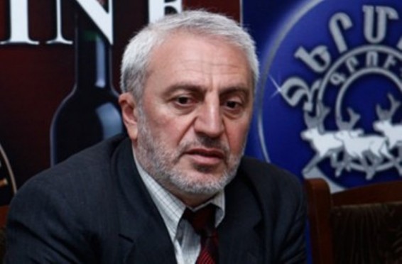 Արամ Մանուկյանը կոռուպցիայի մեծ աղբյուր է համարում «պարտադիր-կամավոր» հիմնադրամները և առաջարկում դրանք վերացնել