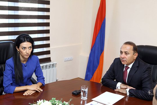 Հովիկ Աբրահամյանին հաջողվել է ՀՀԿ ցուցակում Արփինե Հովհաննիսյանին իրենից առաջ գցել