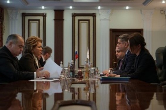 Տիգրան Սարգսյանը հանդիպել է Վալենտինա Մատվիենկոյի հետ
