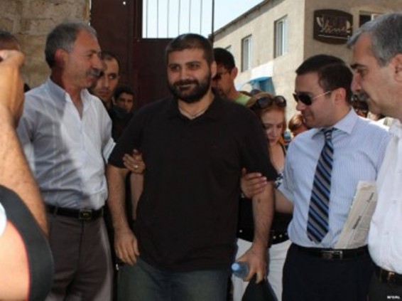 Փաստորեն Արման Բաբաջանյանը նաև անշնորհակալ է