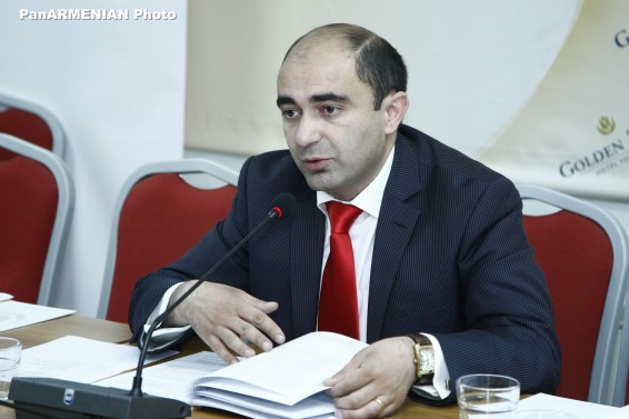 Էդմոն Մարուքյանը՝ «Կուտակային կենսաթոշակների» օրենքի մասին