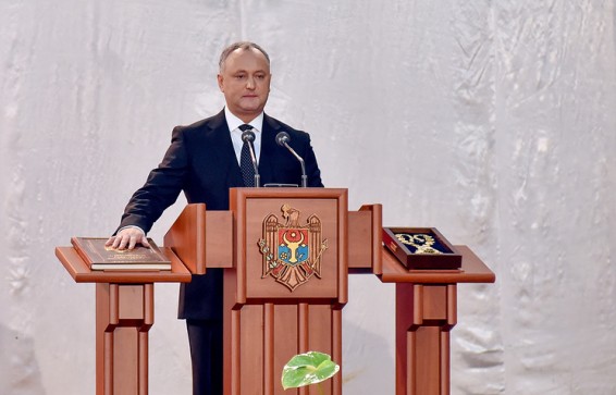 Додон заявил, что на здании резиденции президента не будет флага Евросоюза