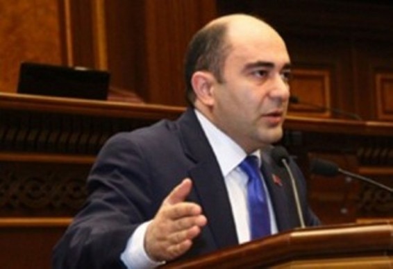 Մարդիկ իրենց հիվանդներին թողած՝ գնում են Վրաստան, որ դեղ առնեն, որովհետև այստեղ 2 անգամ թանկ է. Է. Մարուքյան