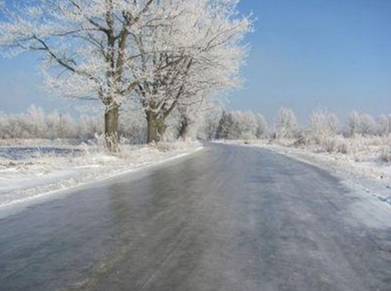 Վանաձոր-Դիլիջան հատվածներում տեղ-տեղ առկա է մերկասառույց