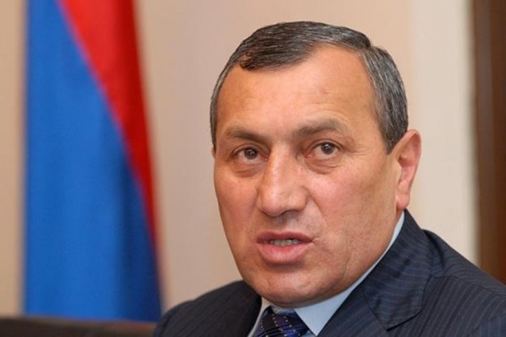 Գլուխը պատին է տվել նա, որ հայտարարել է. Սուրիկ Խաչատրյան