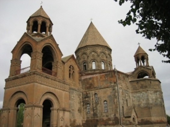 Կատարվեց Տ. Մեսրոպ արքեպիսկոպոս Գրիգորյանի հուղարկավորության արարողությունը