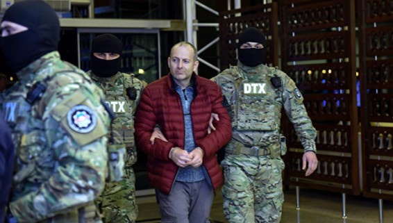 Посольство России в Баку запросило встречу с блогером Лапшиным