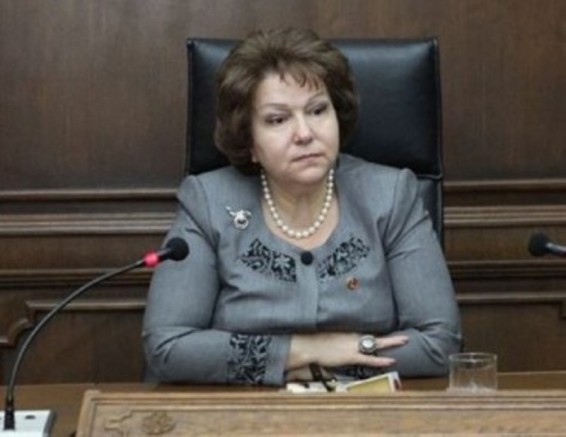 Հրաշալի է, «так держать». Հերմինե Նաղդալյան