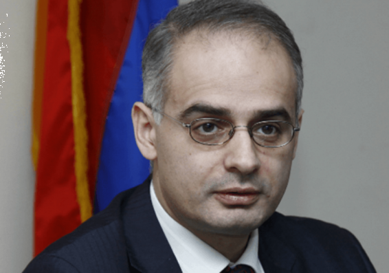 Լեւոն Զուրաբյանն առաջարկում է ԱԺ փակ նիստ հրավիրել ու քննարկել շփման գծում տիրող վիճակը