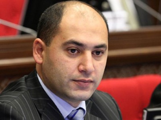 Գյումրիում տեղակայված զորամասի ծառայողներին հրահանգված է քվեարկել Մարտուն Գրիգորյանի օգտին