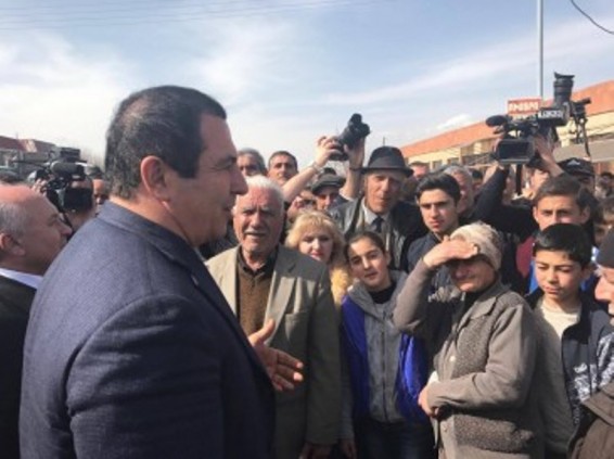Ուղիղ. Գագիկ Ծառուկյանը Արագածավանում է