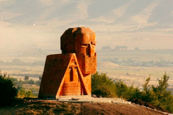 Եվրոպական հեղինակավոր ամսագրի գլխավոր խմբագիրն Արցախի մասին հոդված է հրապարակվել