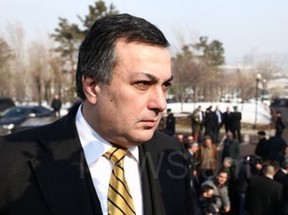 Մենք պատրաստ ենք մշակույթի նախարարությունը տեղափոխել Գյումրի. Արմեն Ամիրյան